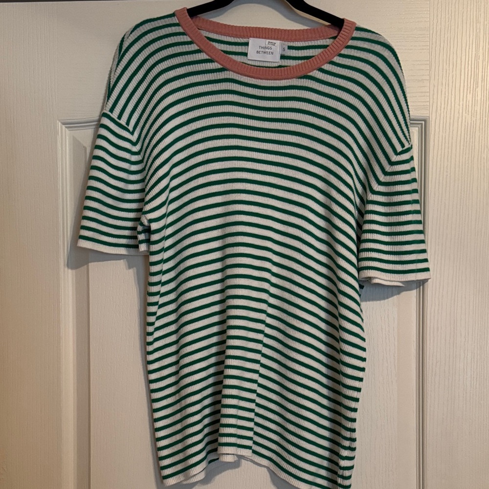 THINGS BETWEEN OVERSIZED GREEN WHITE SHORT SLEEVE SWEATER - SMALL